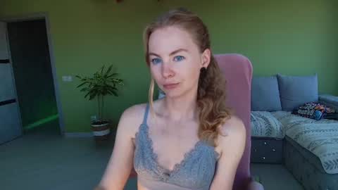 Alexia online show from June 24, 4:55 am