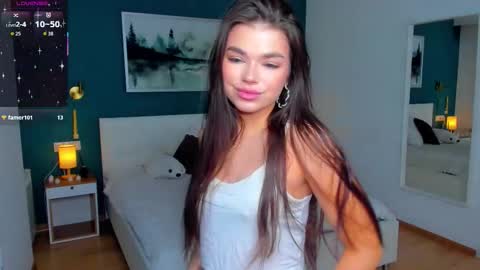 Silvia online show from November 20, 7:20 am