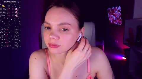 Eva online show from February 26, 6:03 pm
