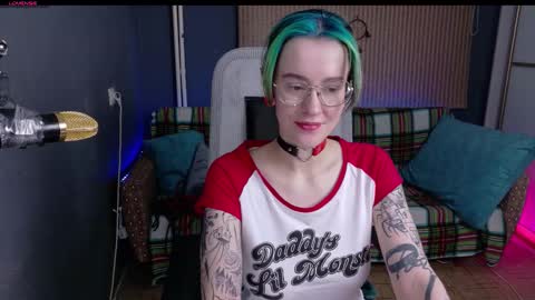 Snapshot of cumpotikeve chatting on September 20, 2:43 am CUMpotikEve online show from September 20, 2:43 am