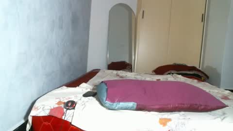 Shiiro online show from October 13, 2:09 pm