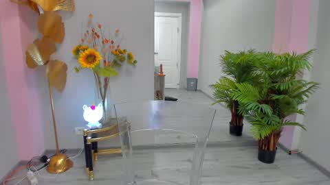 cupcake_izzy online show from June 4, 7:07 pm