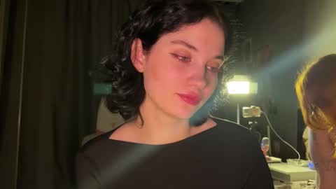 Mary online show from September 12, 8:05 pm
