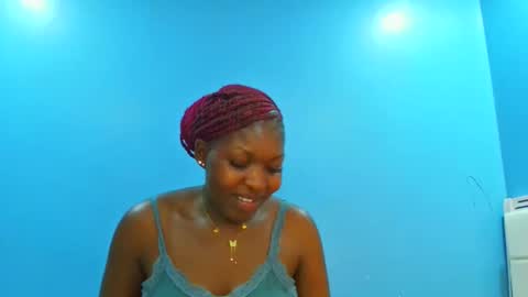 Lolah online show from February 1, 3:55 pm