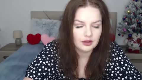 curvyanna13 online show from December 17, 1:27 pm