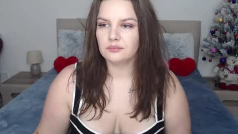 curvyanna13 online show from December 11, 3:26 pm
