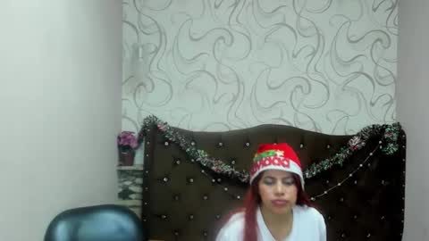 Snapshot of curvyjulieth chatting on December 23, 9:38 am Julieth online show from December 23, 9:38 am