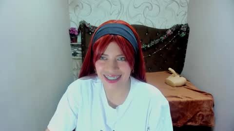 Snapshot of curvyjulieth chatting on December 22, 11:31 pm Julieth online show from December 22, 11:31 pm