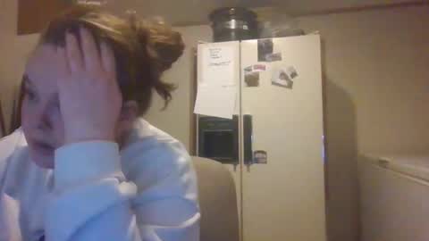 dahlia -kim online show from April 12, 4:37 am