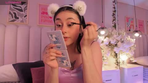 Snapshot of cute__cherry_ chatting on October 29, 10:23 pm Amber online show from October 29, 10:23 pm