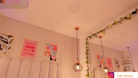 Snapshot of cute__cherry_ chatting on September 24, 8:41 pm Amber online show from September 24, 8:41 pm