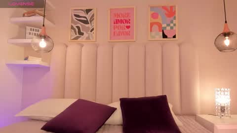 Snapshot of cute__cherry_ chatting on September 23, 8:18 pm Amber online show from September 23, 8:18 pm