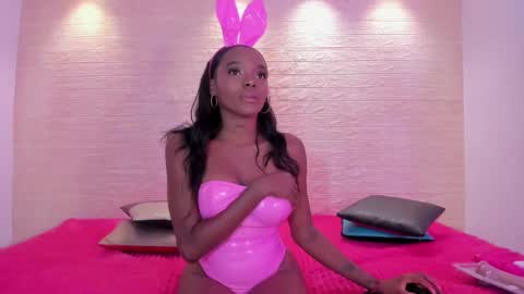 cute__mia__ online show from February 10, 8:31 pm