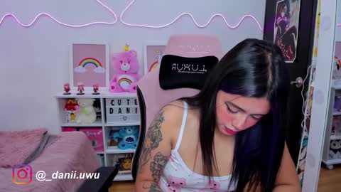 Snapshot of cute_dani__ chatting on January 24, 12:52 pm Dani online show from January 24, 12:52 pm