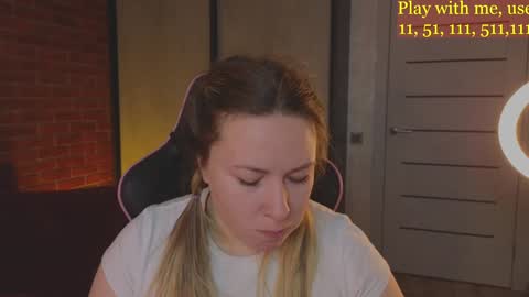 Everyday stream in the same time online show from December 7, 1:36 am