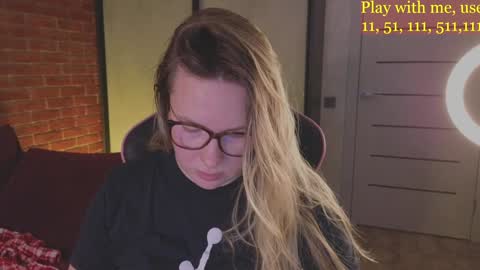 Everyday stream in the same time online show from December 13, 5:27 am