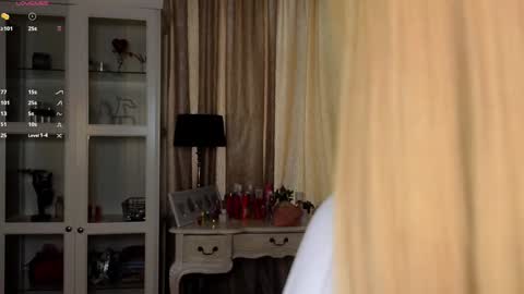 Anne online show from October 1, 7:13 am