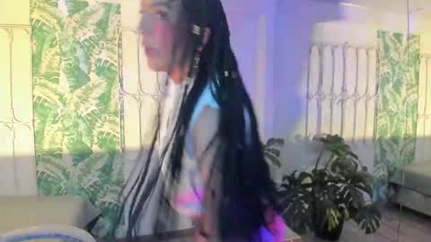 Sofa  online show from December 18, 8:24 pm