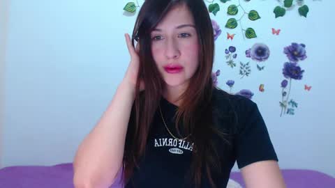 Isabella online show from May 12, 11:44 pm