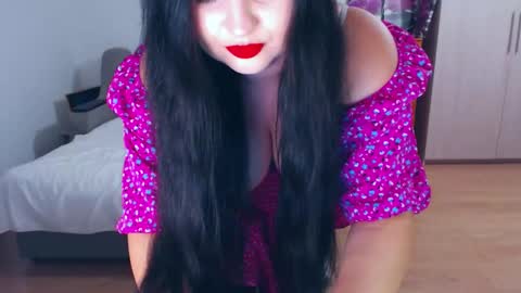 cute_jes online show from December 28, 4:41 pm