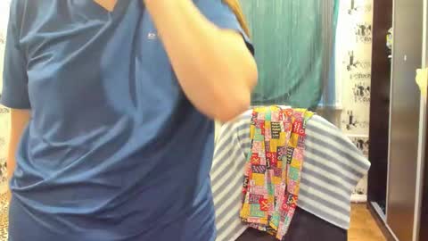 cute_kate0 online show from December 22, 11:13 am