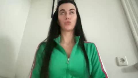 cute_kriss94 online show from January 15, 1:50 pm