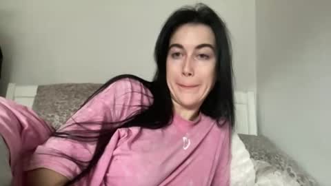 cute_kriss94 online show from November 9, 10:44 am