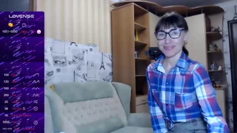 cute_lion_ online show from January 2, 11:41 am
