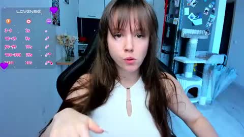 Emily online show from August 9, 4:40 am