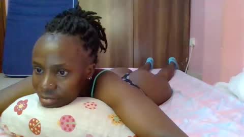 cute_lizah online show from January 8, 2:46 pm