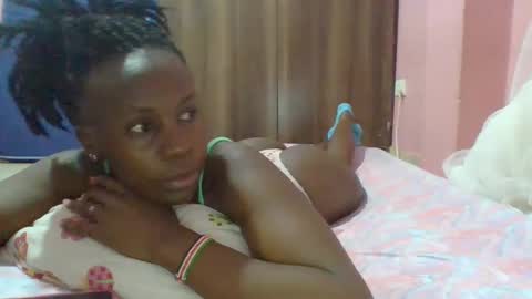 cute_lizah online show from January 9, 2:01 am