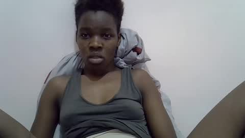 Snapshot of cute_marion chatting on February 23, 9:44 pm cute_marion online show from February 23, 9:44 pm