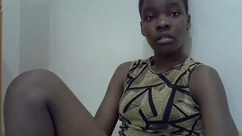 Snapshot of cute_marion chatting on February 4, 6:49 pm cute_marion online show from February 4, 6:49 pm