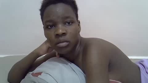 Snapshot of cute_marion chatting on February 13, 9:30 am cute_marion online show from February 13, 9:30 am