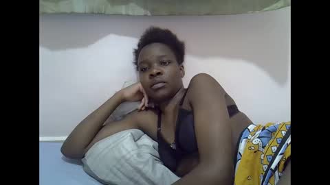 Snapshot of cute_marion chatting on February 26, 6:47 pm cute_marion online show from February 26, 6:47 pm