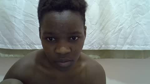 Snapshot of cute_marion chatting on February 7, 10:40 am cute_marion online show from February 7, 10:40 am