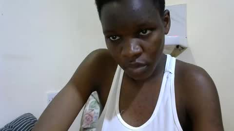 Snapshot of cute_marion chatting on October 31, 9:19 pm cute_marion online show from October 31, 9:19 pm