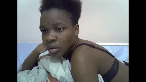 Snapshot of cute_marion chatting on February 20, 2:51 am cute_marion online show from February 20, 2:51 am