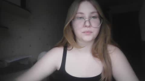 Veronica online show from December 15, 1:54 pm