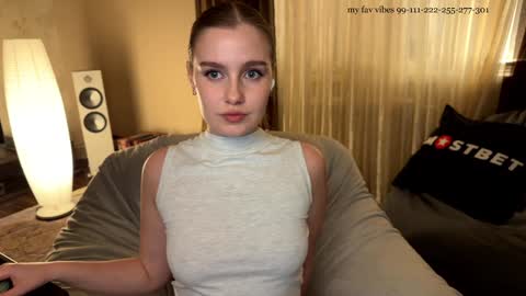 Snapshot of cute_siberian_girl chatting on January 18, 11:32 am Ksenya online show from January 18, 11:32 am