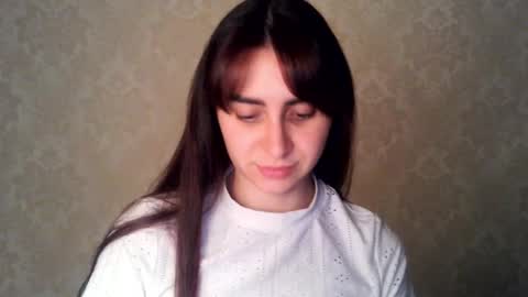 Snapshot of cute_strawberry_ chatting on October 29, 6:10 pm cute_strawberry_ online show from October 29, 6:10 pm