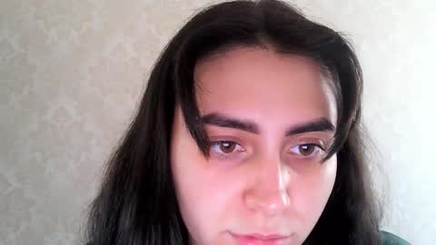 Snapshot of cute_strawberry_ chatting on October 1, 7:57 am cute_strawberry_ online show from October 1, 7:57 am