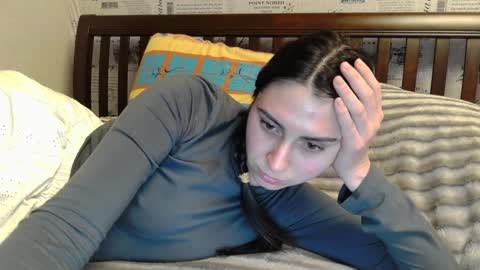 cute_strawberry_ online show from January 6, 3:40 pm