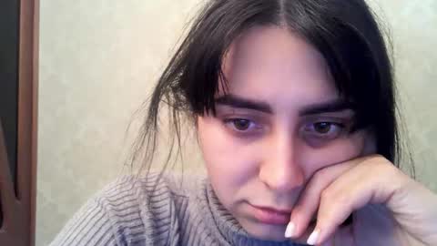 Snapshot of cute_strawberry_ chatting on October 3, 3:39 pm cute_strawberry_ online show from October 3, 3:39 pm