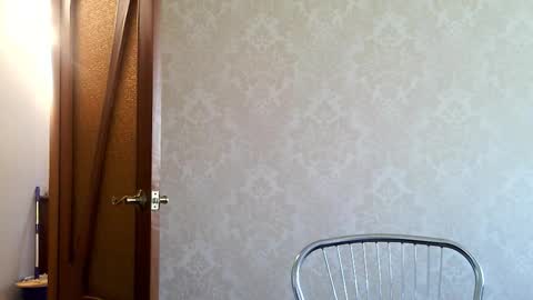 Snapshot of cute_strawberry_ chatting on October 2, 8:08 am cute_strawberry_ online show from October 2, 8:08 am