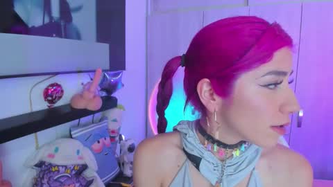 katalinda montt online show from September 27, 8:05 pm