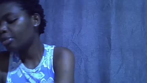 Snapshot of cute_tamara1 chatting on September 19, 7:35 pm cute_tamara1 online show from September 19, 7:35 pm