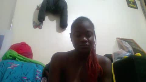 Snapshot of cuteallianah07 chatting on September 12, 6:46 am cuteallianah07 online show from September 12, 6:46 am