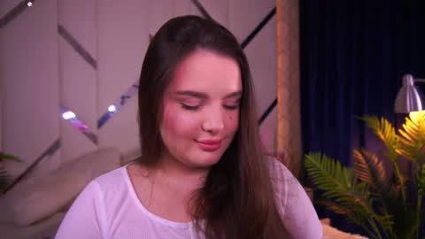 Snapshot of cuteamberr chatting on October 13, 12:02 am Amber online show from October 13, 12:02 am