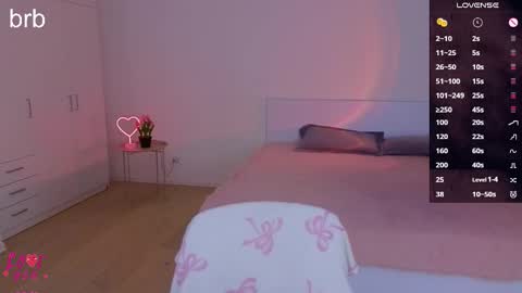 Ariel online show from October 30, 5:25 pm